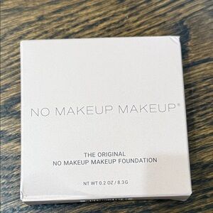 NO MAKEUP MAKEUP® FOUNDATION
Powered by FlexShade Technology color 144 brand new